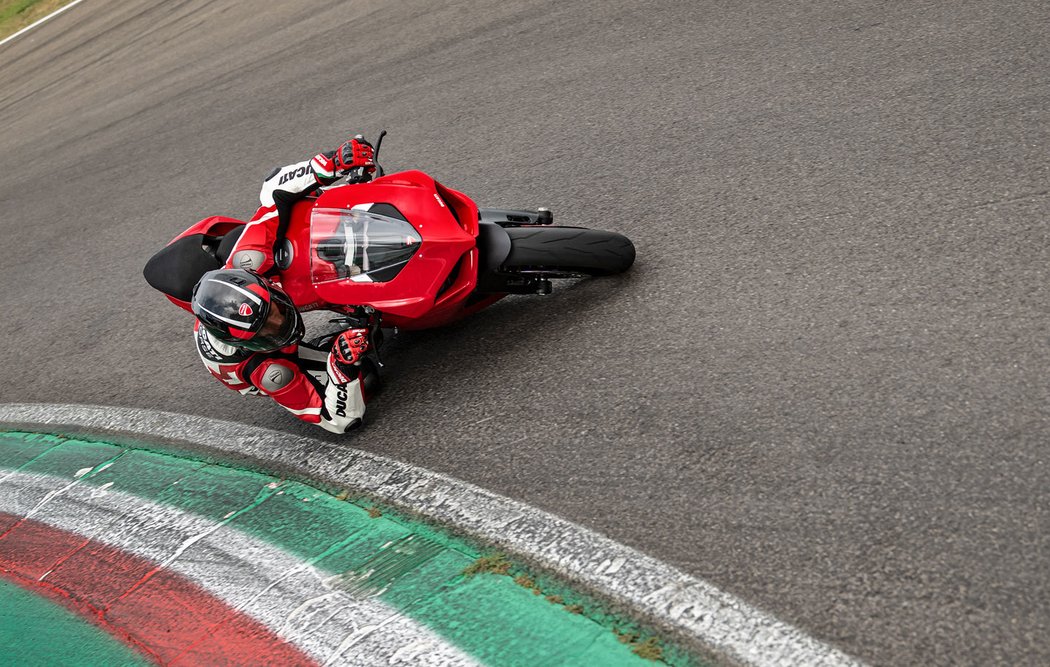 Ducati Panigale V2