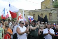 Extrémisté na radnici: ČSSD se v Duchcově spojila s Dělnickou stranou