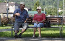 Je zvýšení penzí dostatečné? Velká zpráva o důchodech v Česku