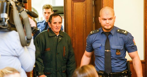 Soud propustil prvního českého teroristu: Důchodce se poučil, ve vězení se choval příkladně