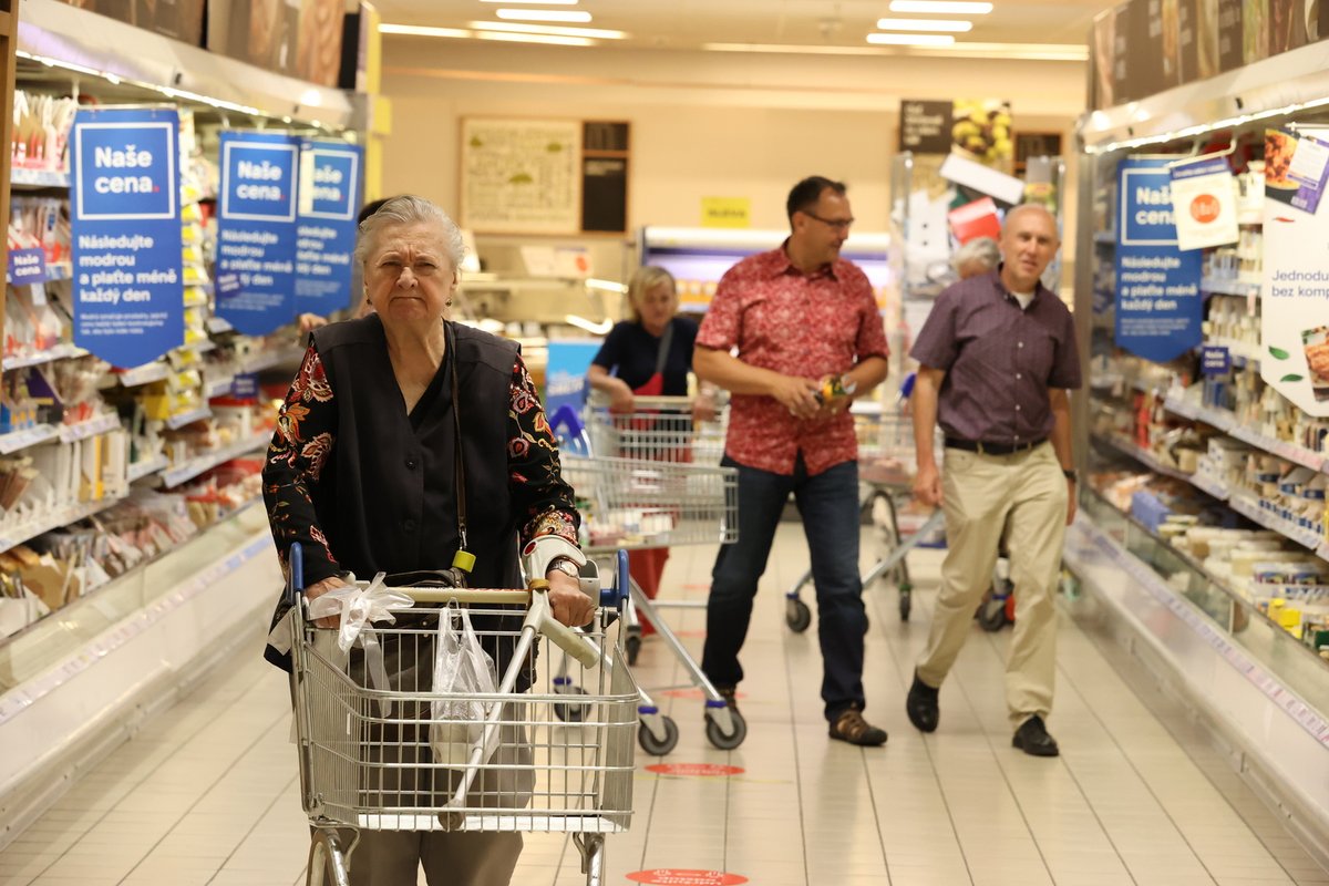 Důchody se budou opět zvyšovat