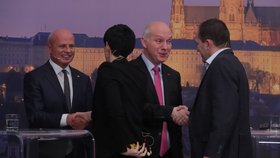První volební duel Blesku: Horáček. vs. Fischer, kdo vyhrál debatu o referendu či vojenské službě?