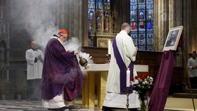 Zemřel kardinál Dominik Duka (†82)