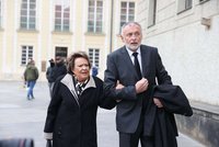 Hvězdy na rozloučení s kardinálem Dukou (†82)! Bohdalová, Strach a kdo další?