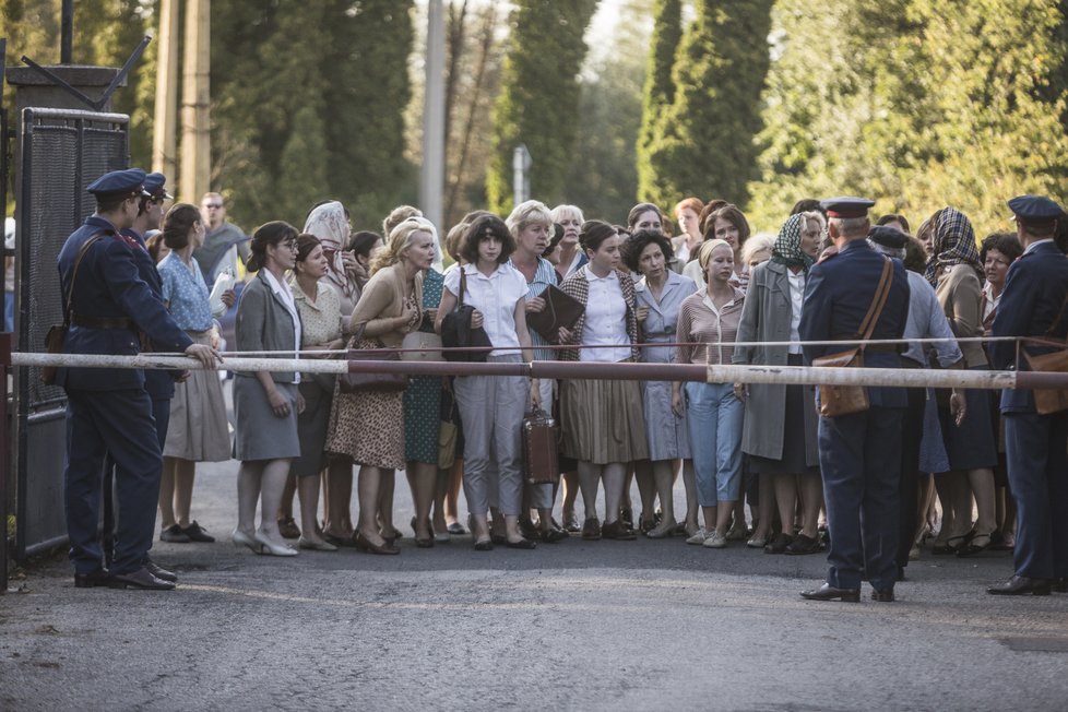 Dukla 61 je příběhem velké tragédie a skutečného filmařského umu.