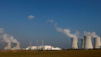 EDF, Westinghouse a KHNP. ČEZ dostal nabídky na stavbu jaderného bloku v Dukovanech