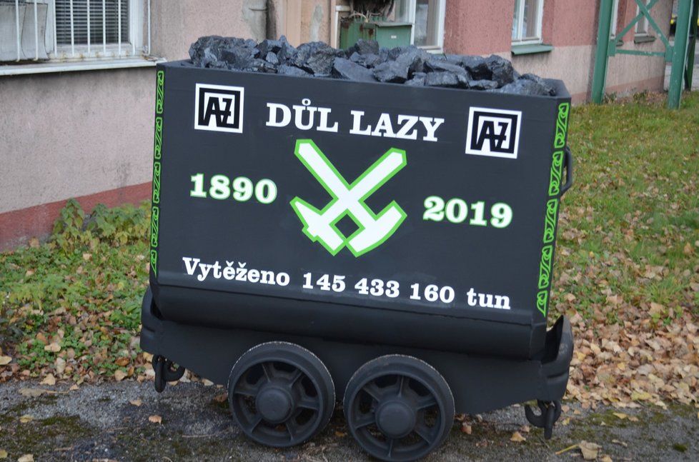Důl Lazy skončil v listopadu 2019. Poslední vozík uhlí z dolu Lazy.
