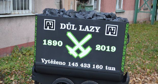 Poslední vozík uhlí z dolu Lazy.