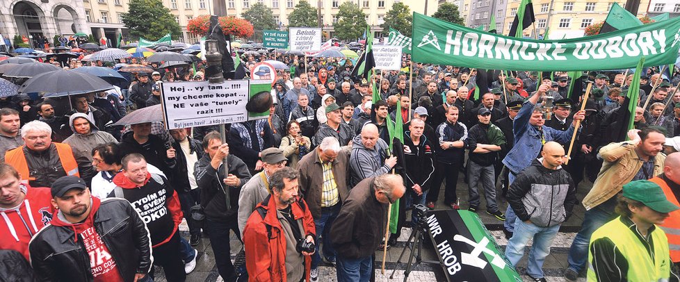 Demonstrace se minulý týden zúčastnily tři tisíce lidí.