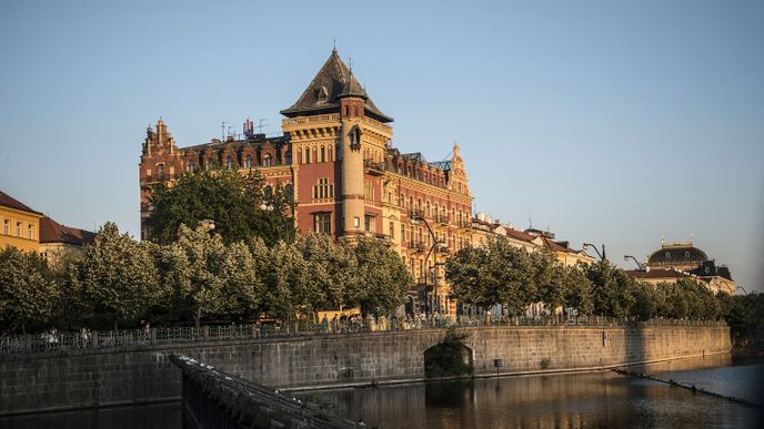 Arca chystala přestavbu paláce na luxusní hotel.