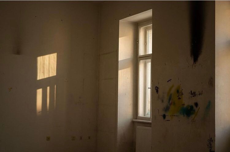 Prázdný dům na Florenci našel nové využití. Parta nadšenců ho předělává na Azylový dům pro válečné uprchlíky z Ukrajiny