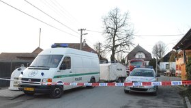 Policisté v Rožné po nálezu munice zcela uzavřeli část obce