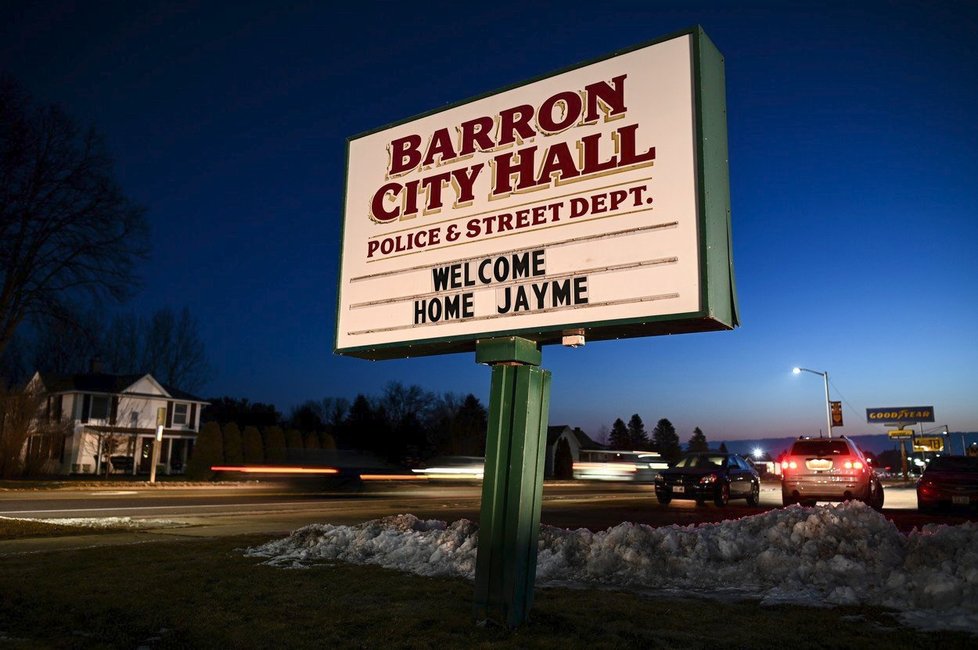 Město Barron vítá ztracenou Jayme.