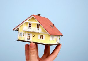 Ceny nemovitostí i úrokové sazby hypoték v roce 2021 porostou