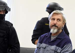 Bohumír Ďuričko u sodu v Karviné doufá v podmínečně propuštění.