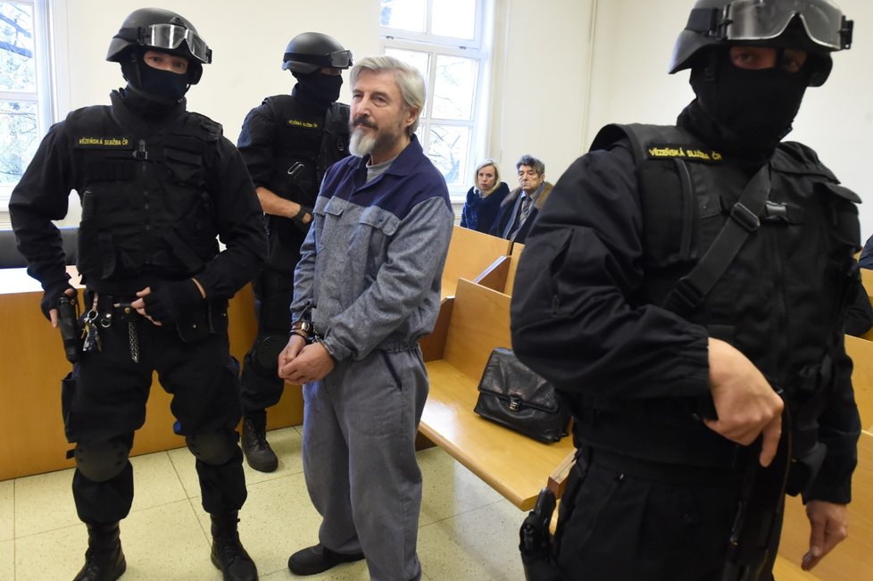 Bohumír Ďuričko u soudu v Karviné doufá v podmínečné propuštění.