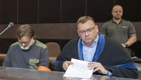 Bývalý sportovní funkcionář Dušan Dědeček stanul před soudem v Bratislavě. (8. června 2023)