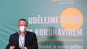Šéf statistiků Ladislav Dušek na tiskové konferenci k aktuální epidemiologické situaci (15.10.2021)