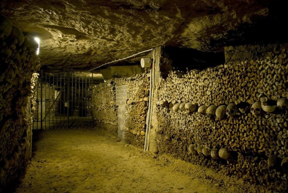 Pařížské katakomby