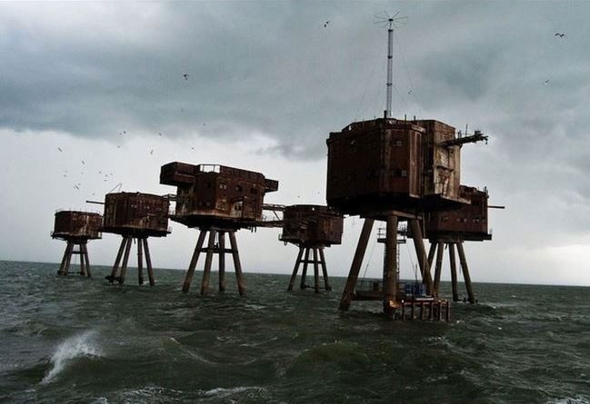 Maunsell Forts: Vodní pevnosti postavené v ústí Temže u britských ostrovů během druhé světové války jako protiletecká ochrana