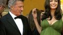 Dustin Hoffman a těhotná Angelina Jolie.