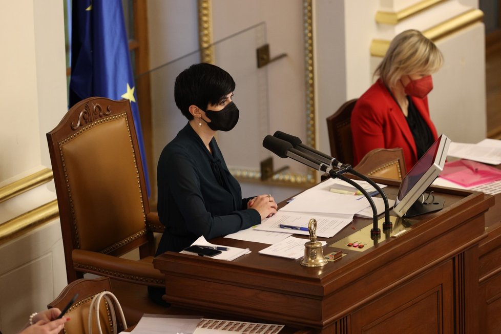 Sněmovna hlasuje o důvěře vlády: předsedkyně Sněmovny Markéta Adamová Pekarová. (12.1.2022)