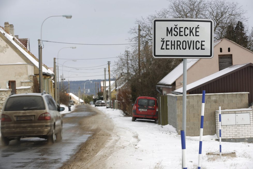 Do prostor farmy reportéry Blesku nepustili.