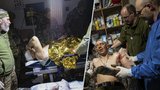 „Pracuju, pak brečím.“ Vyčerpaní zdravotníci bojují v krvavé bitvě u Bachmutu o každý lidský život