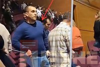 Šokující záběry z masakru v Krasnogorsku: Na teror „dohlíželi“ přímo v koncertní síni agenti FSB?