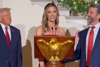 Trumpův syn Donald Jr.: Zásnuby se žhavou modelkou! Prezident USA je potěšen