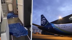 Další problémy Boeingu: Letadlo málem zaplavila voda z koupelny!