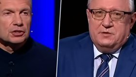 Dva propagandisté se pohádali v ruské státní televizi. Kvůli jaderným zbraním