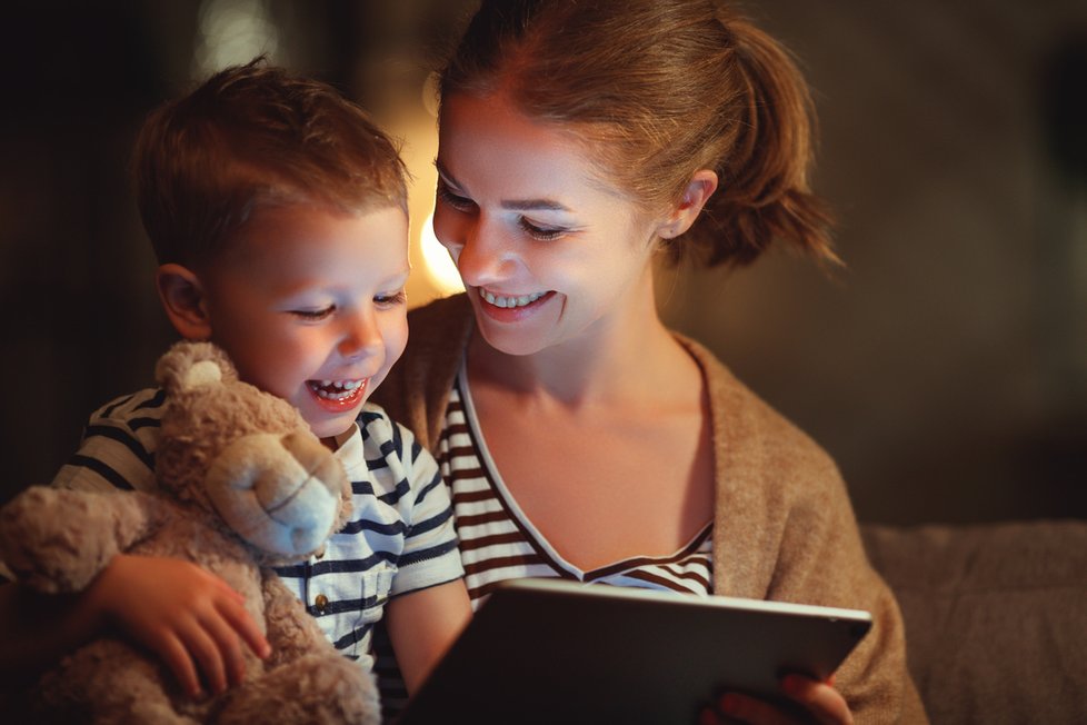 Tablet, mobil a omezování času, který na nich dětí stráví? To řeší snad každý rodič.