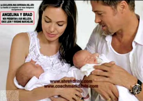 Angelina s Bradem se stali hrdými rodiči dvočat v létě 2008