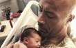 Dwayne Johnson je potřetí otec