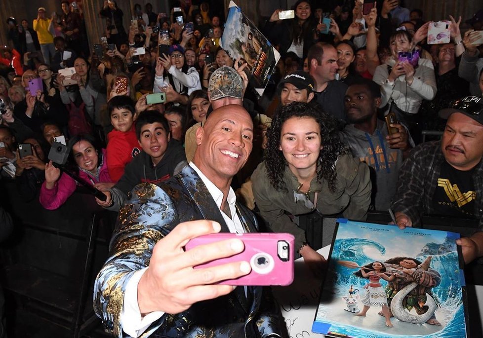 Dwayne &#34;The Rock&#34; Johnson miluje své fanoušky