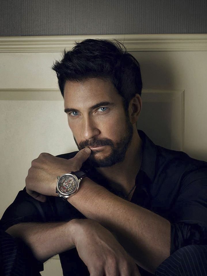 Dylan McDermott byl vychováván babičkou, když jeho maminku zavraždili