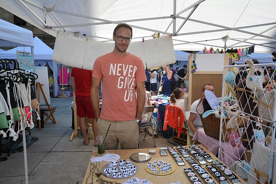 Dyzajn market léto přilákal stovky Pražanů