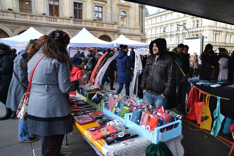 Piazzeta Národního divadla opět ožila.