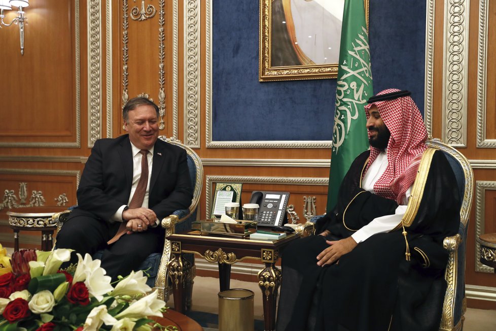Americký ministr zahraničí Mike Pompeo o zmizení novináře Chášukdžího jednal s korunním princem Mohamadem bin Salmánem.