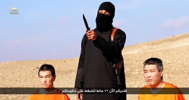 Islamisté hrozí další popravou. Tentokrát zajali dvojici Japonců