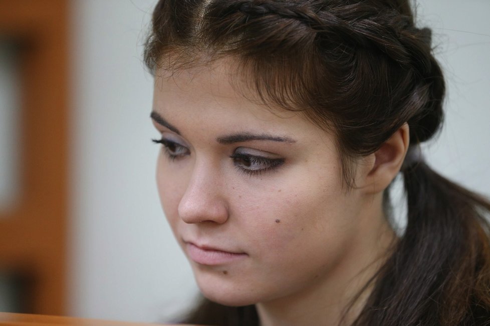 Ruská studentka Varvara Karaulova utekla do Sýrie. Ona tvrdí, že za láskou, podle policie se chtěla přidat k ISIS.