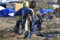Vezměte si migranty s sebou, vzkazuje Britům francouzské Calais