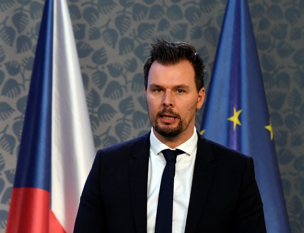 Vládní zmocněnec pro IT a digitalizaci Vladimír Dzurilla vystoupil 18. listopadu 2019 v Praze na tiskové konferenci po zasedání Rady hospodářské a sociální dohody ČR.