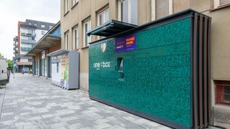 Výdejní boxy pod náporem rekordních Vánoc. Problémy prý nehrozí, někteří zákazníci hlásí opak Výdejní boxy pod náporem rekordních Vánoc. Problémy prý nehrozí, někteří zákazníci hlásí opak