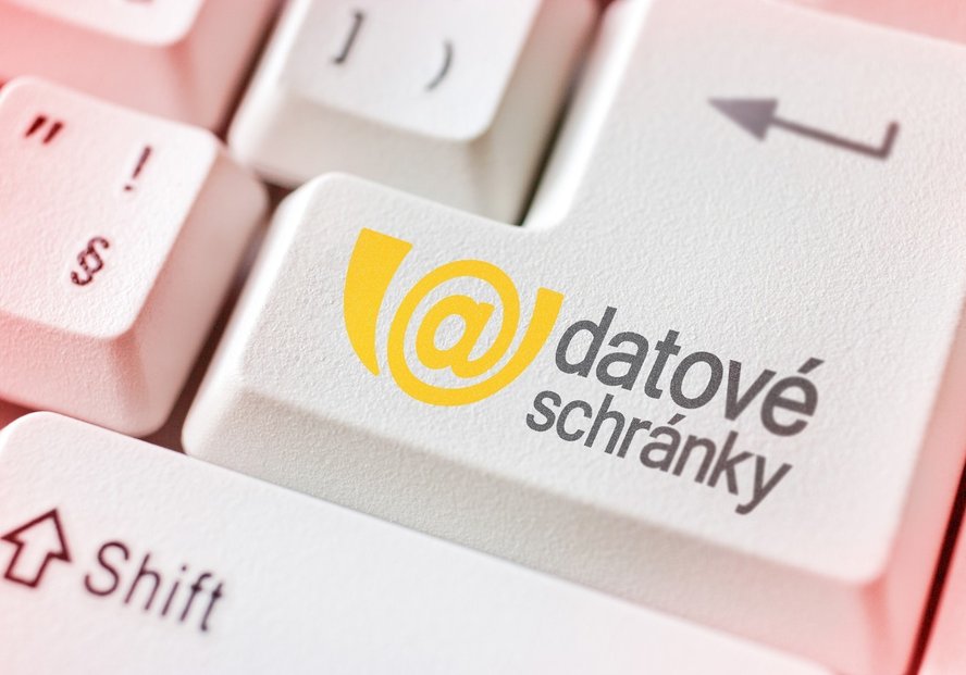 Automatické zavedení datových schránek občanů bude až od roku 2023 | E15.cz