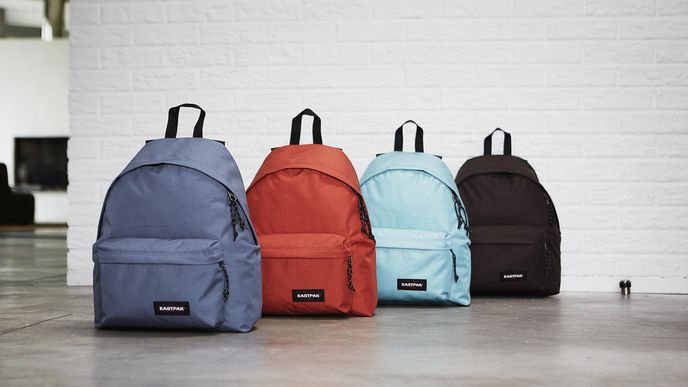 Urbanbrands se soustředí především na prodej batohů, zejména značky Eastpak.