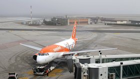 EasyJet začal cestujícím nabízet lety do vzdálených destinací.