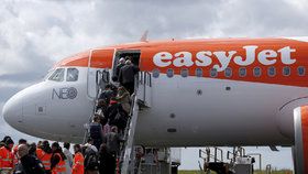 Letadlo nízkonákladové společnosti easyJet