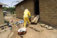 Pomáhal v Africe proti ebole: Zemřel ale na malárii